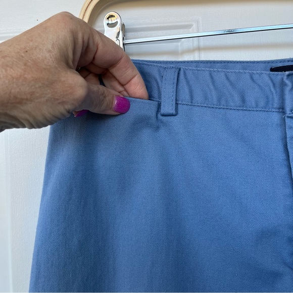 •Dockers• Stain Defenders Flat Front Cropped Pants - Size 14 - Picture 3 of 8